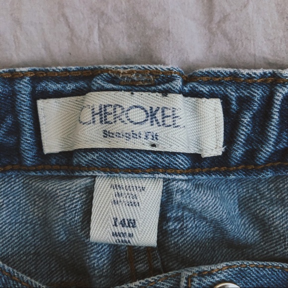 High Waisted Ripped Shorts - Picture 5 of 6